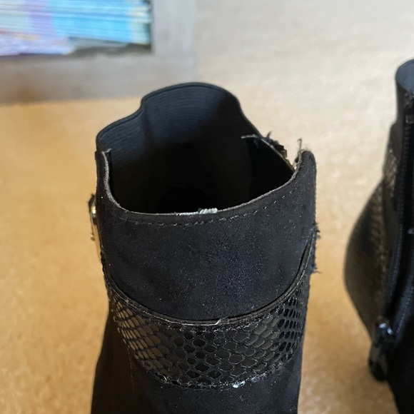 Massini Women’s Booties 6.5 M Diana Black Boots Snakeskin Suede Zipper - Picture 4 of 8